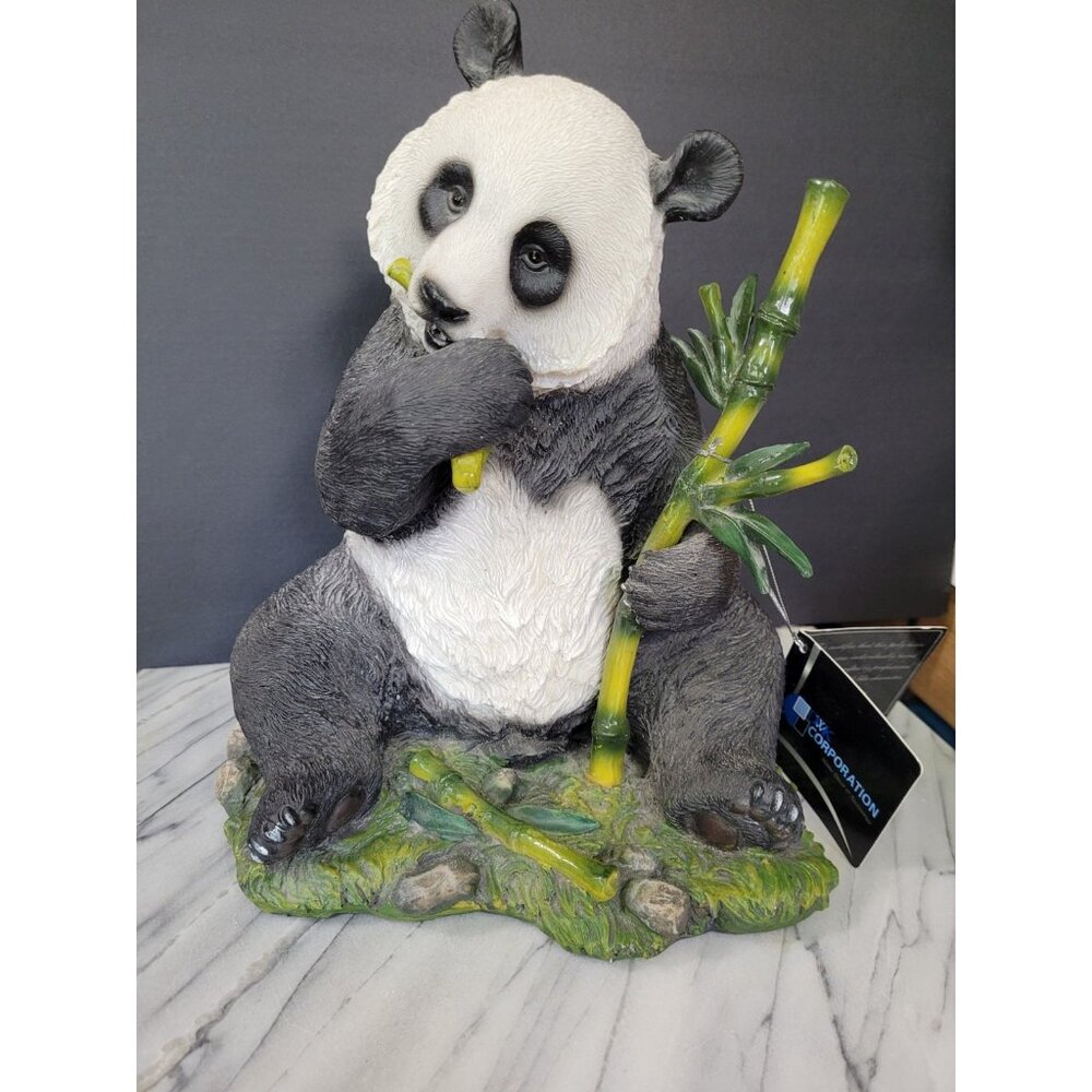 DWK Corporation World Of Wonders Giant Panda Figurine Statue 1 Of 5000 Tags